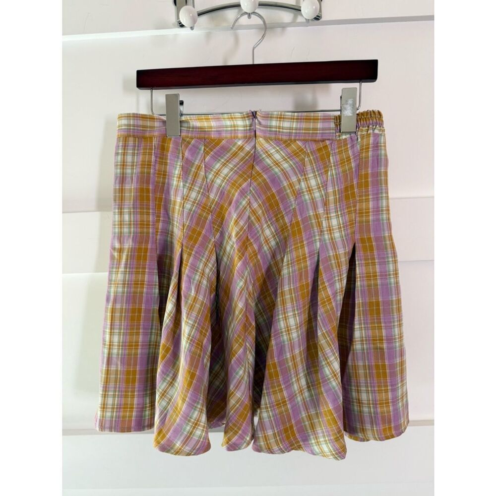 Listicle Plaid A-Line Skirt in Yellow & Lavender Plaid - Picture 4 of 8